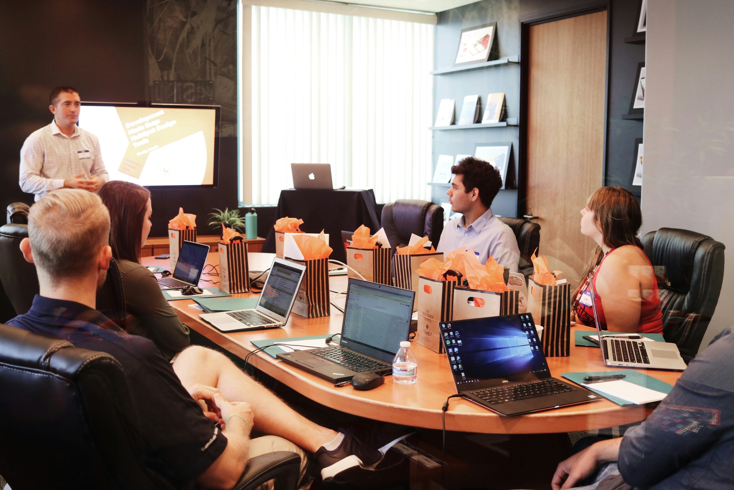 Management Consulting for Entrepreneurs: Strategic Growth Guide - ANOBS
